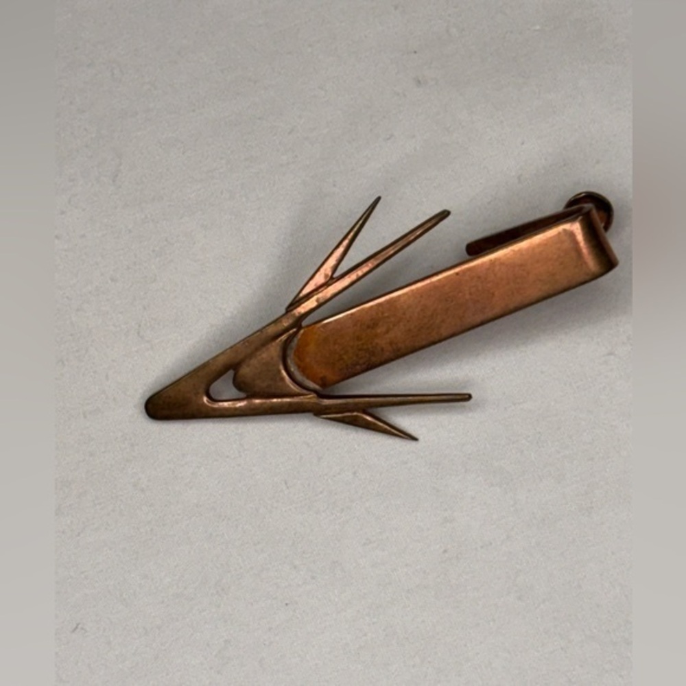 Vintage Mopar Copper tone Arrow Tie Clip